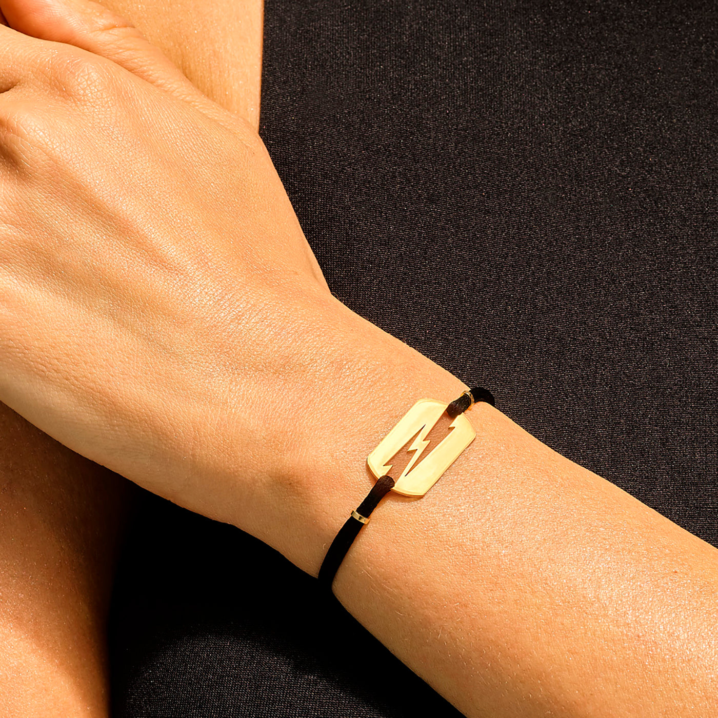 Lovetag cord bracelet